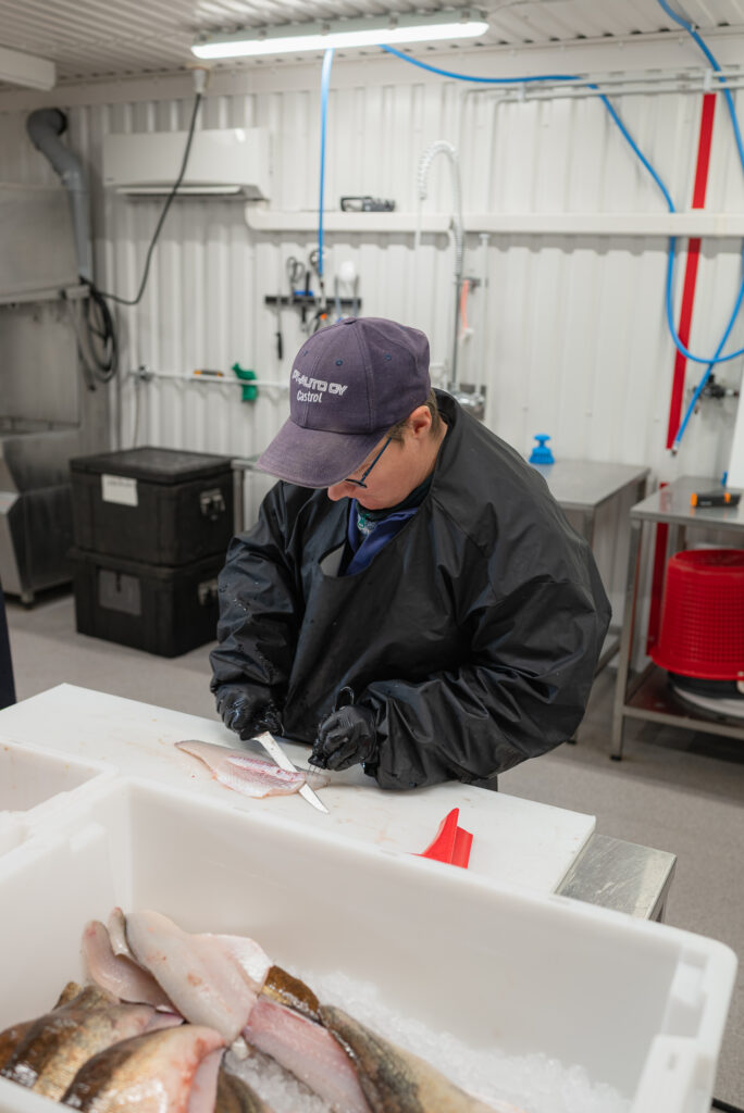 Sami Savolainen, kemijärveläinen kalastaja ja Kemijärven Kalastajien jäsen.