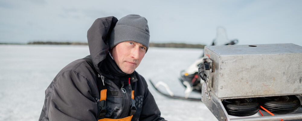 Sergei Rakel, kemijärveläinen ammattikalastaja ja Kemijärven Kalastajien jäsen.