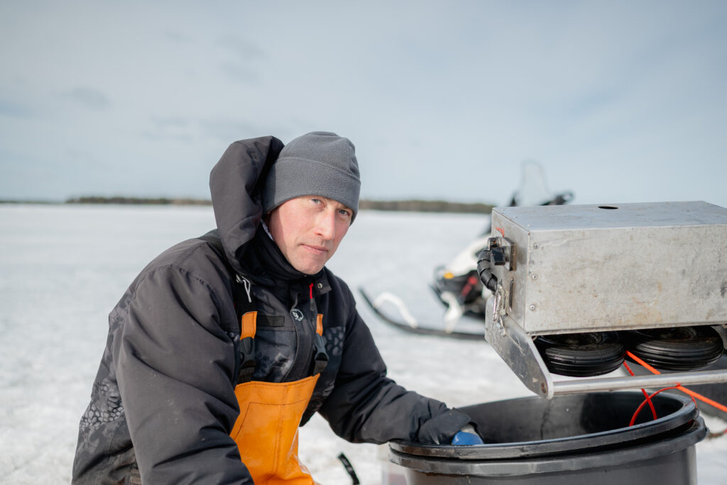 Sergei Rakel, kemijärveläinen ammattikalastaja ja Kemijärven Kalastajien jäsen.